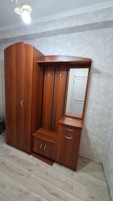 Прихожая срочно самовывоз