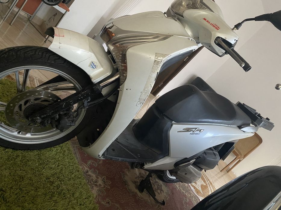 Vand scuter honda Sh 125