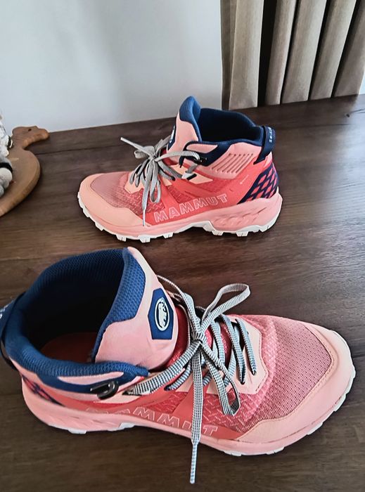 Ghete bocanci vara dama Mammut Serting II GTX mas. 41 salewa terrex