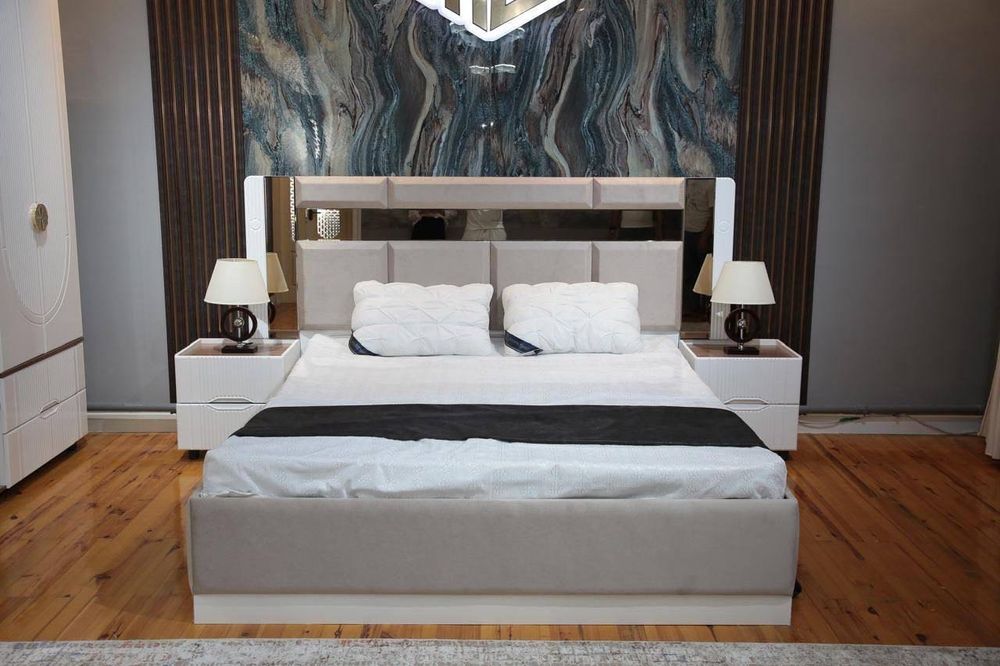 Кровать двухспальная