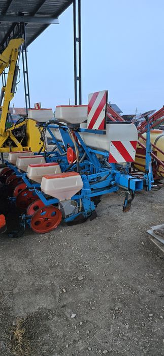 Monosem semanatoare de porumb cu 4 randuri