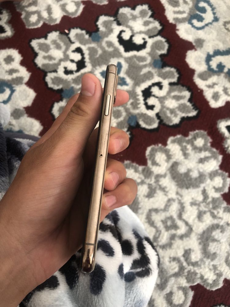 iphone Xs icloud srochna