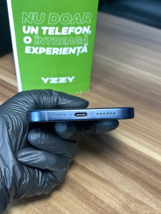iPhone 15 Pro Max / 512 GB / Sănătate baterie 100% / Foarte bun
