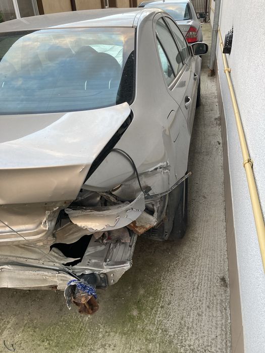 Mercedes e class w211