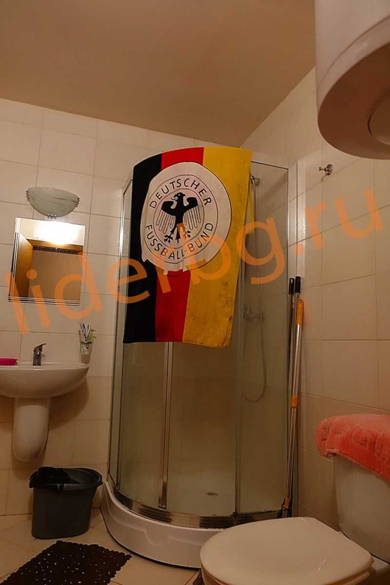 Двустаен меблиран апартамент в атрактивната част на курорта