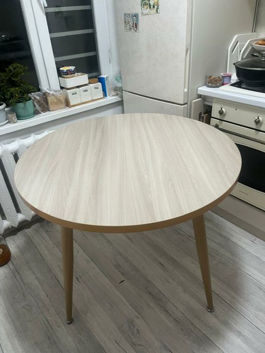 Стол для кухни, дома!!!