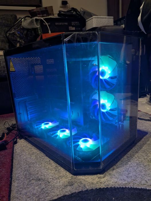 Okazie ‼️ Carcasa Acvariu Micro ATX - 5 ventilatoare - NOUA!