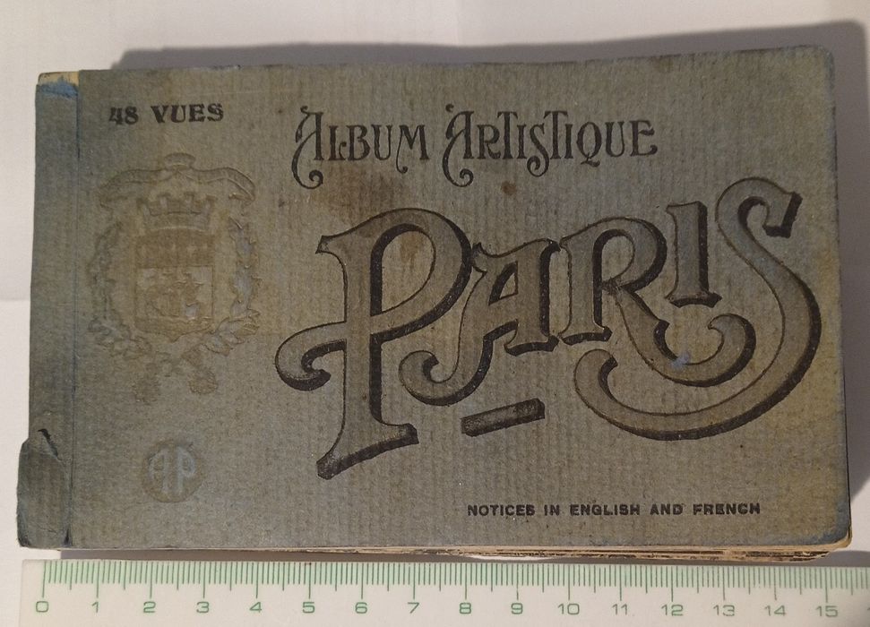 Vând/Schimb album cu 42 de cărți poștale nescrise,vechi,din anul 1911.