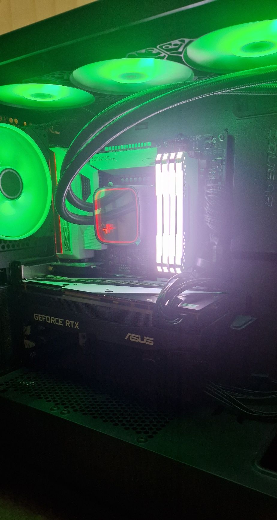 геймърски компютър 10 core i9 rtx 2080 32gb ARGB