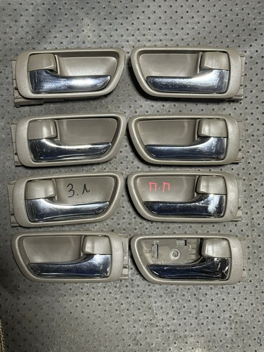 РучкА внутренние передний и задний Toyota Camry ACV30,35