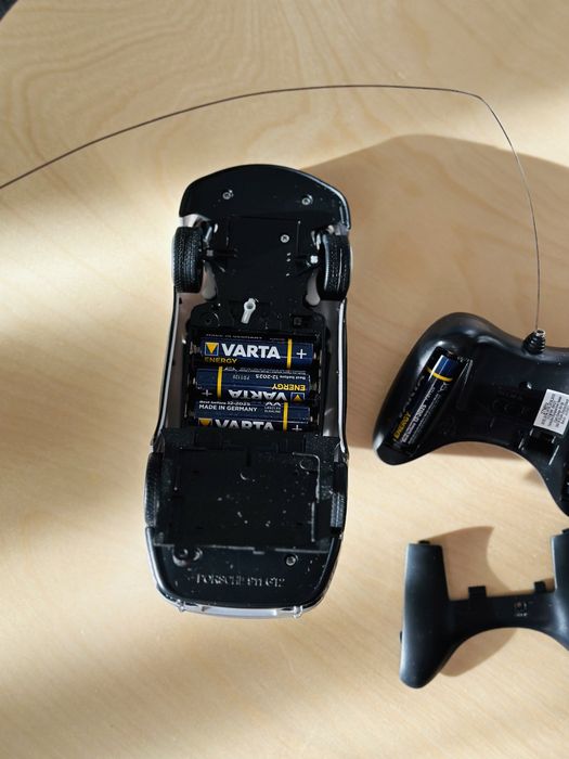 Porche 911 GT2 cu telecomanda