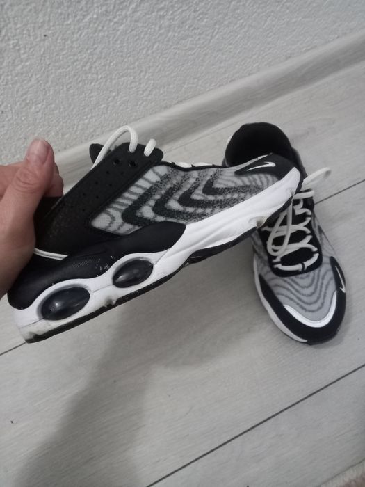 Унисекс Nike Air Max TW