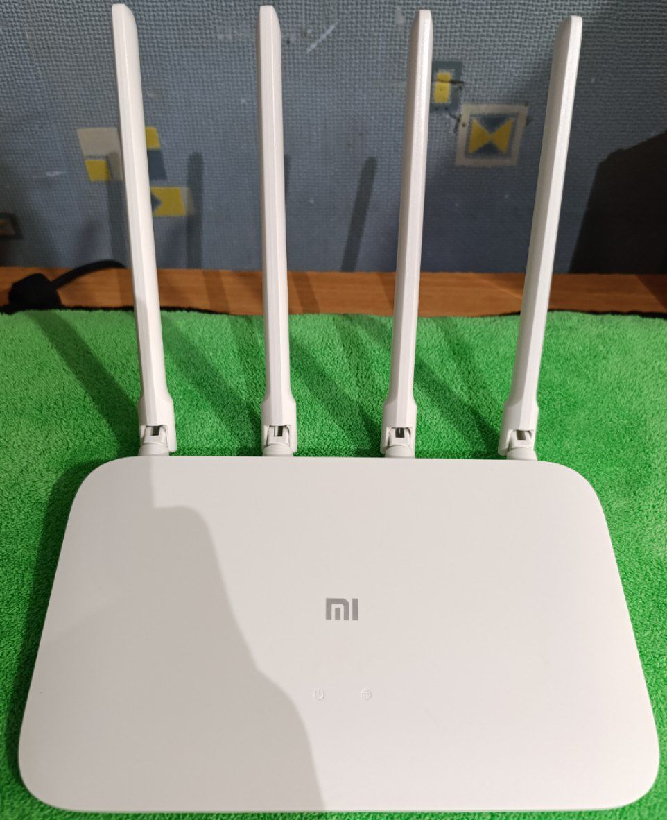 Xiaomi Mi Wi-Fi Router 4A Giga Version
( Глобальная версия