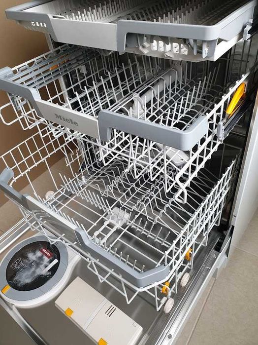 Miele Съдомиялна - AutoDos - Wi-Fi - Auto Open - Свободностояща