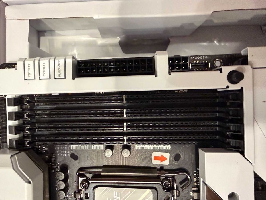 Дънна платка ASUS ROG MAXIMUS Z690 FORMULA, Socket 1700