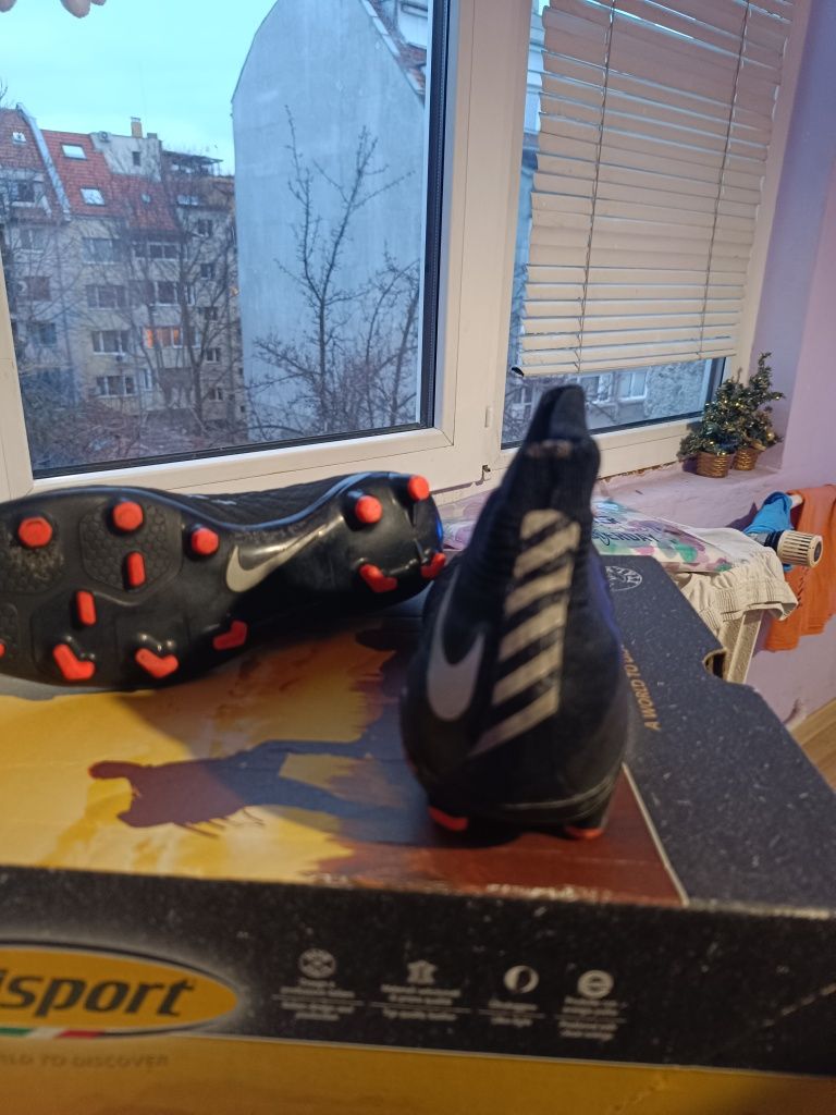 Спортни стоки футболни обувки