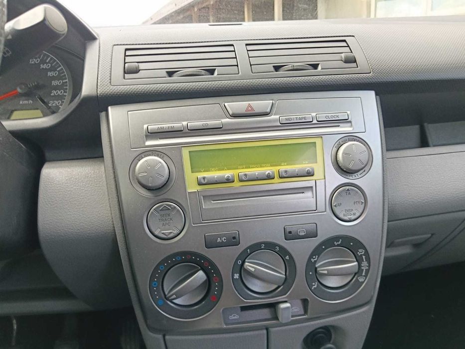 VAND MAZDA 2 1.2 benzina