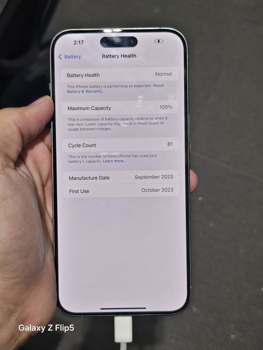 Apple iPhone 15 Pro Max 900$