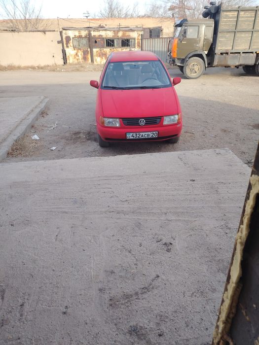 Продам автомобиль фольксваген поло3