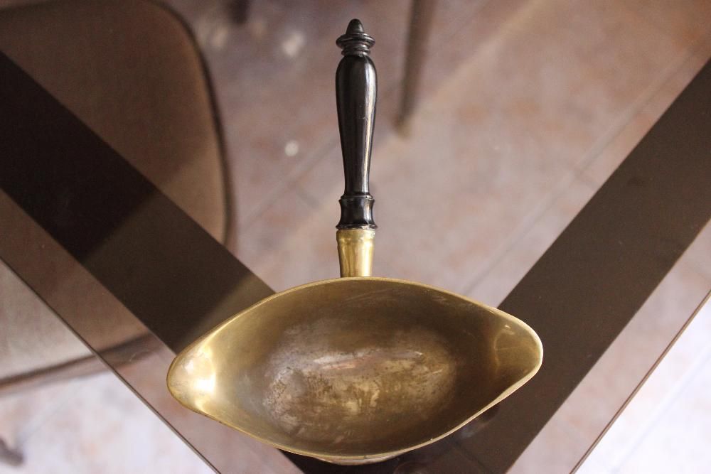 съд за сосове