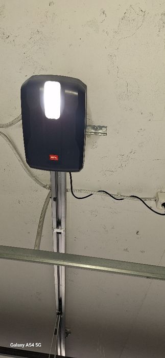 Usa sectionala RTH cu automatizare bft