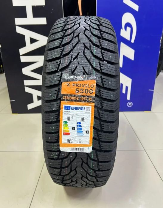 235/60/R18 Tracmax X-Privilo S500