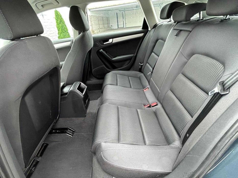 Audi  A4  S-line an 2010