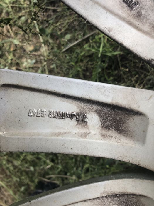 Roti 235 45 17 ALL SEASON Vw Passat B7 57.1 5x112