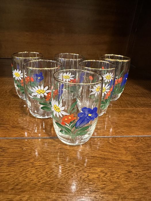 Set superb/6 pahare original pictate manual/țuica - 100 ml