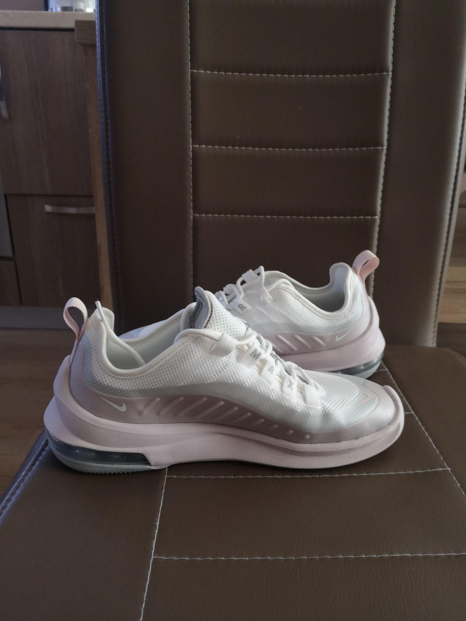 Nike Air Max Axis Pink Rose