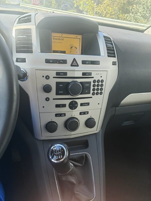 Opel Zafira 1,7 litri, 7locuri, an 2008