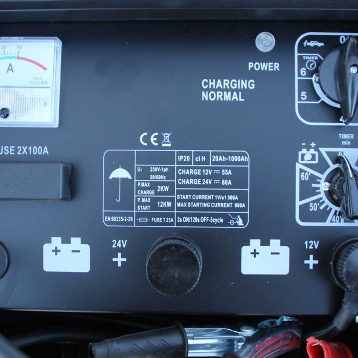 Професионално стартерно и зарядно устройство TACH CD-1200