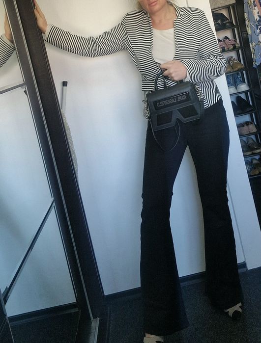 Blugi Flared Pull&bear