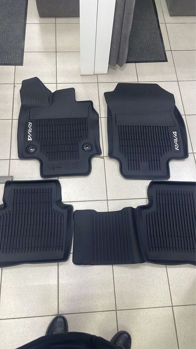 Коврики рав4 (50) новые оригинал. Toyota Rav4