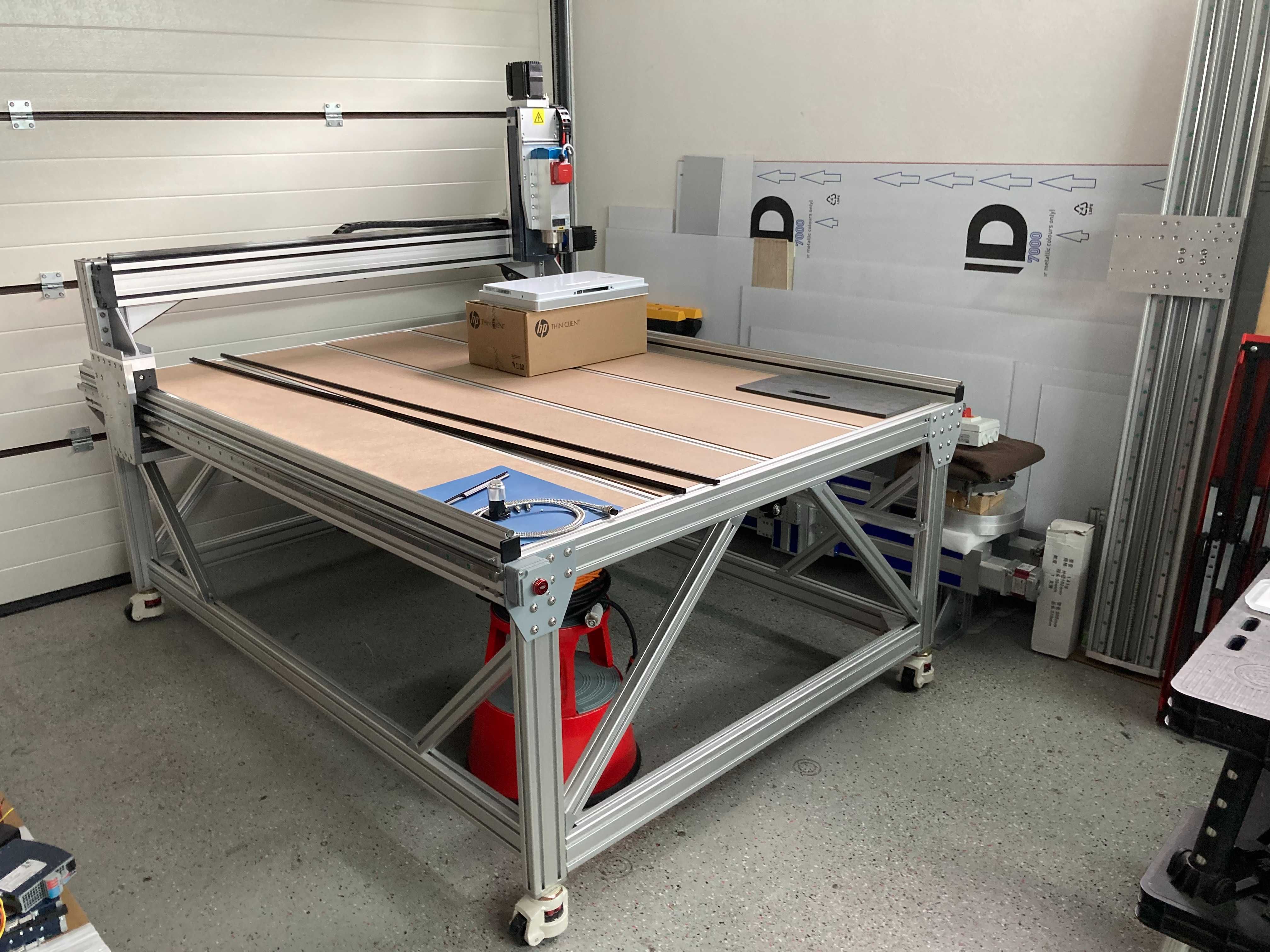 CNC - Router pe comanda