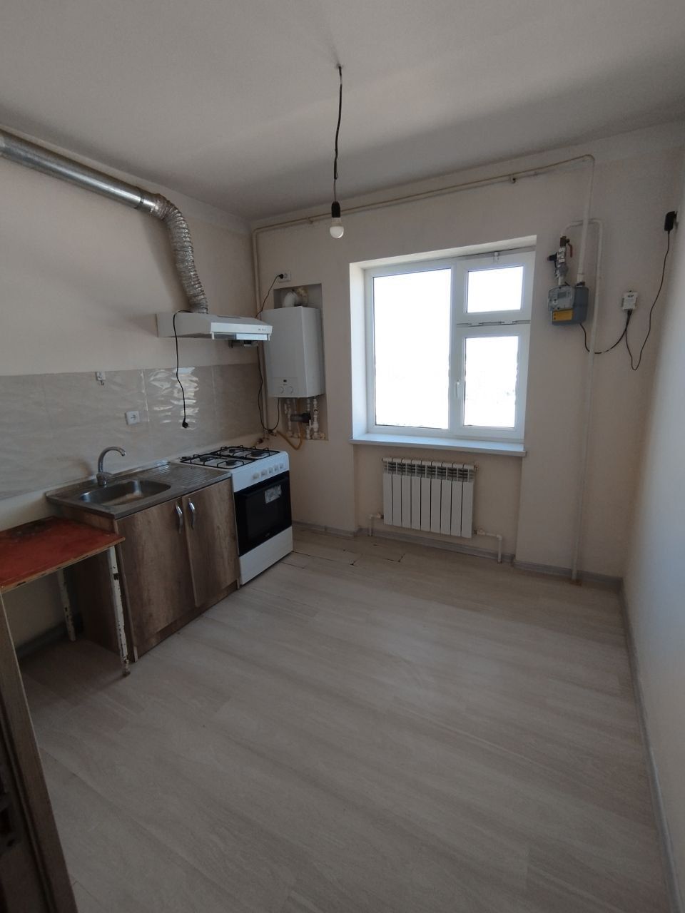 Jizzax olmazor city 7 etaj 2 xonali dom ijaraga beriladi