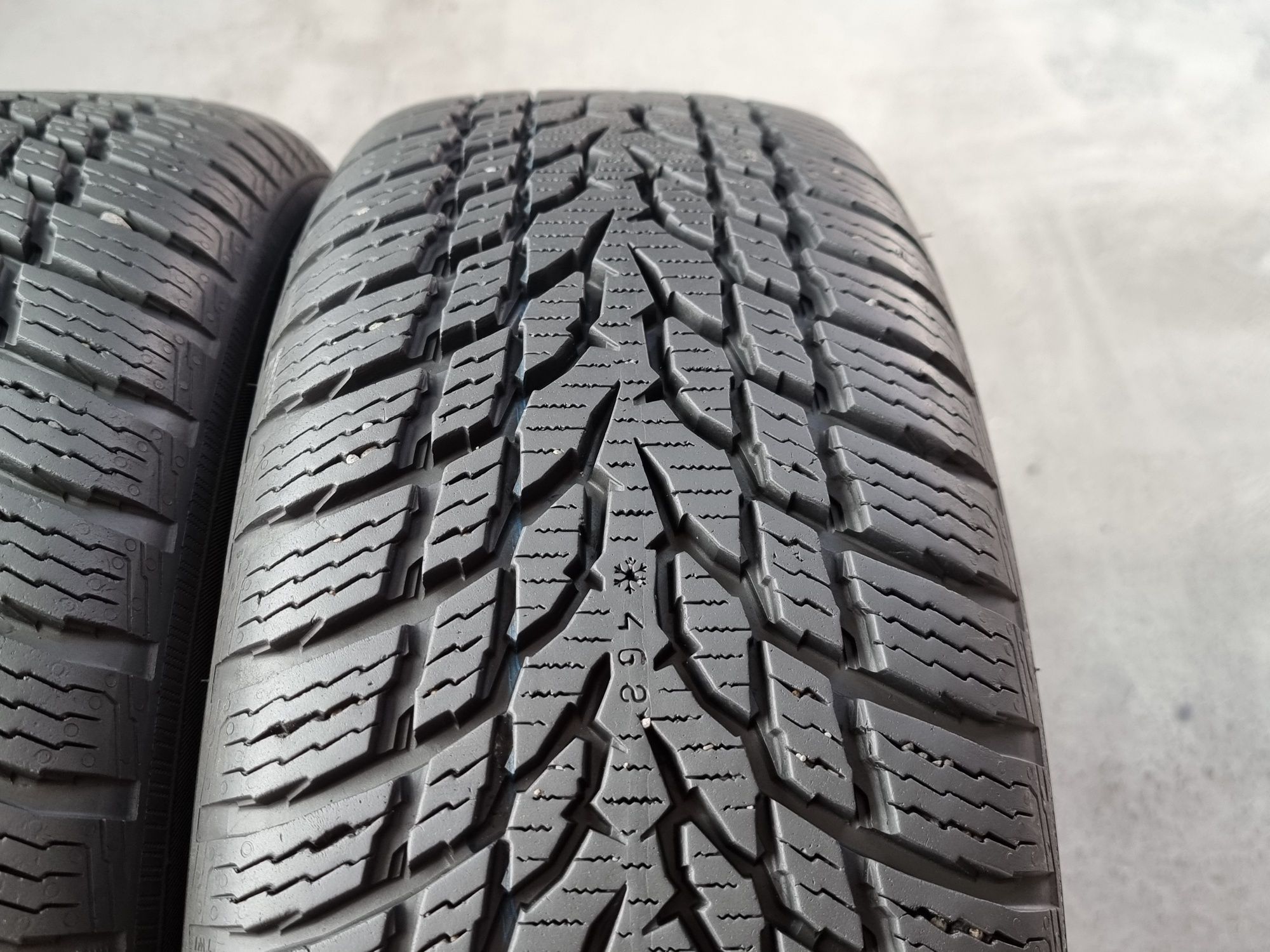 175/65/15 Nokian 4Броя: 260лв 8мм