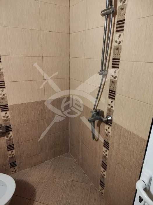 Триетажна къща в село Руен! 71701