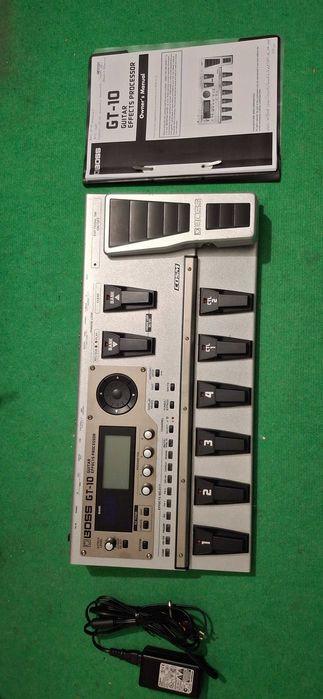 Продавам процесор за китара GT-10