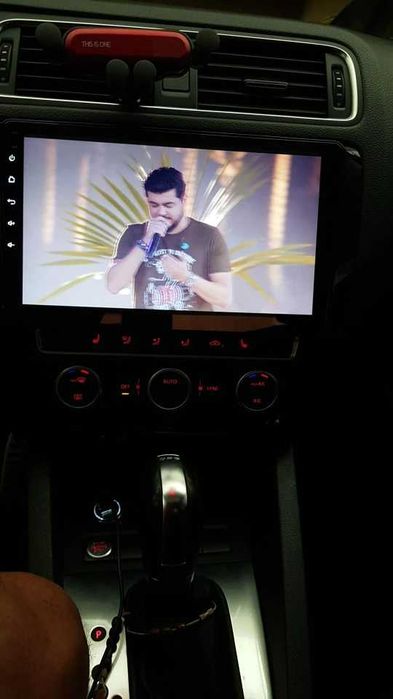 Navigatie GPS Android VOLKSWAGEN Jetta 2011-2018 - CarPlay AndroidAuto