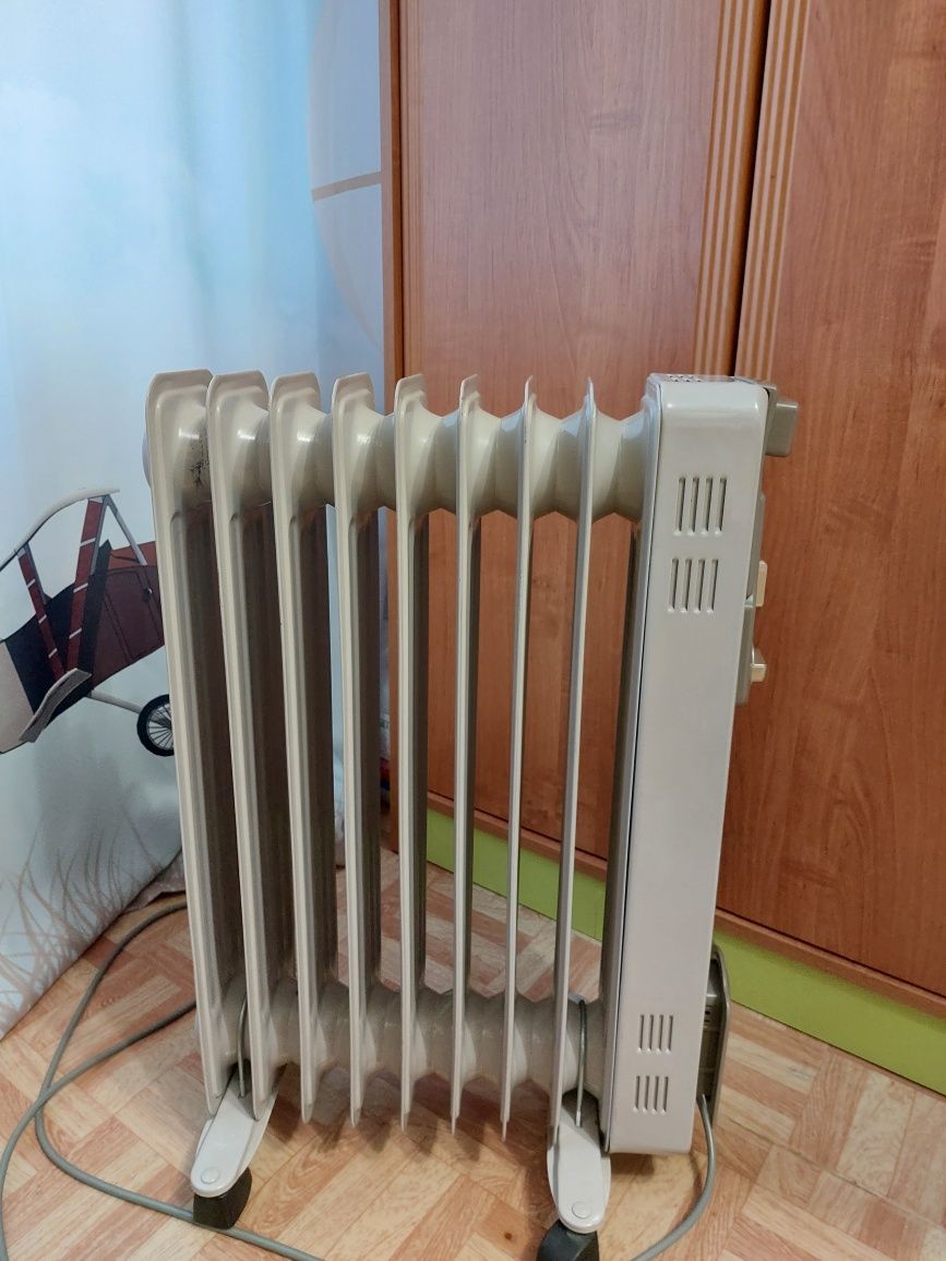 Продам масляный радиатор