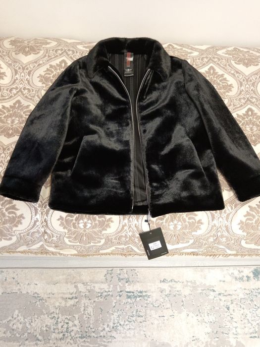 Продам Новую стильную шубу экомех