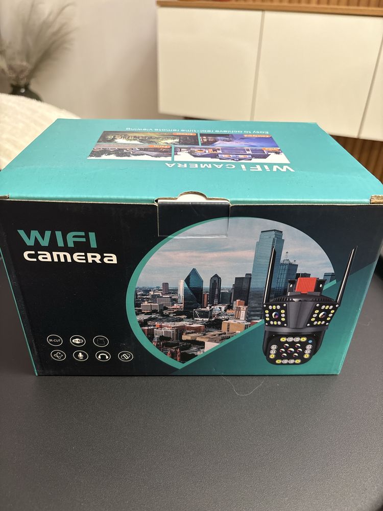 Камера за видеонаблюдение тройна plug in WI-FI / 4G -12MP
