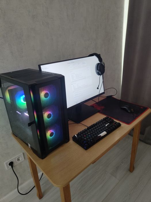 Продам настольный компьютер