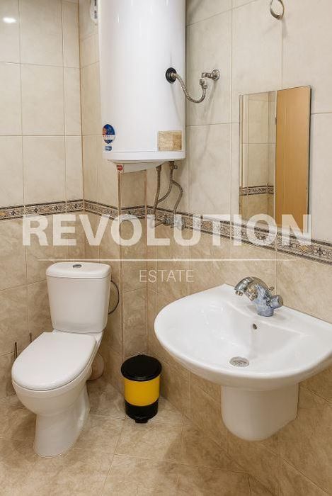 Дава се под наем Двустаен апартамент в Варна, Цветен квартал - 65 кв.м за 450 € - Снимка #4