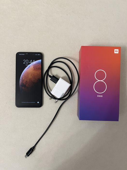 Xiaomi 8 lite 64 gb