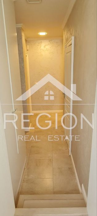 Дава се под наем Двустаен апартамент в Варна, Център - 65 кв.м за 663 € - Снимка #11