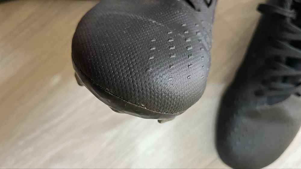 Бутонки 41,5 Adidas predator