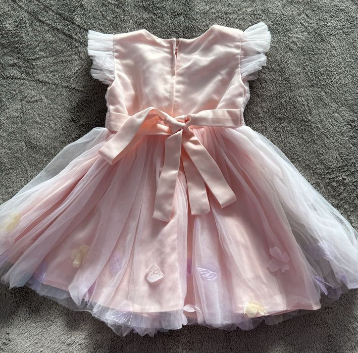 Рокля размер 12-18 месеца