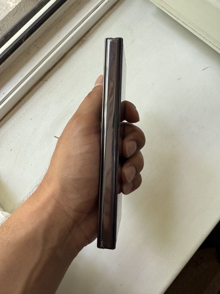 Samsung galaxy z fold 5 512/12